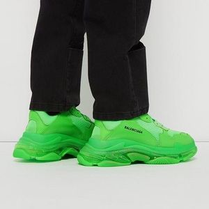 Balenciaga: Triple S Neon Green